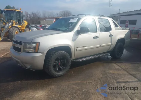 2008 Chevrolet Avalanche 1500 Ls из США, поврежденный, VIN 3GNEC12018G269851